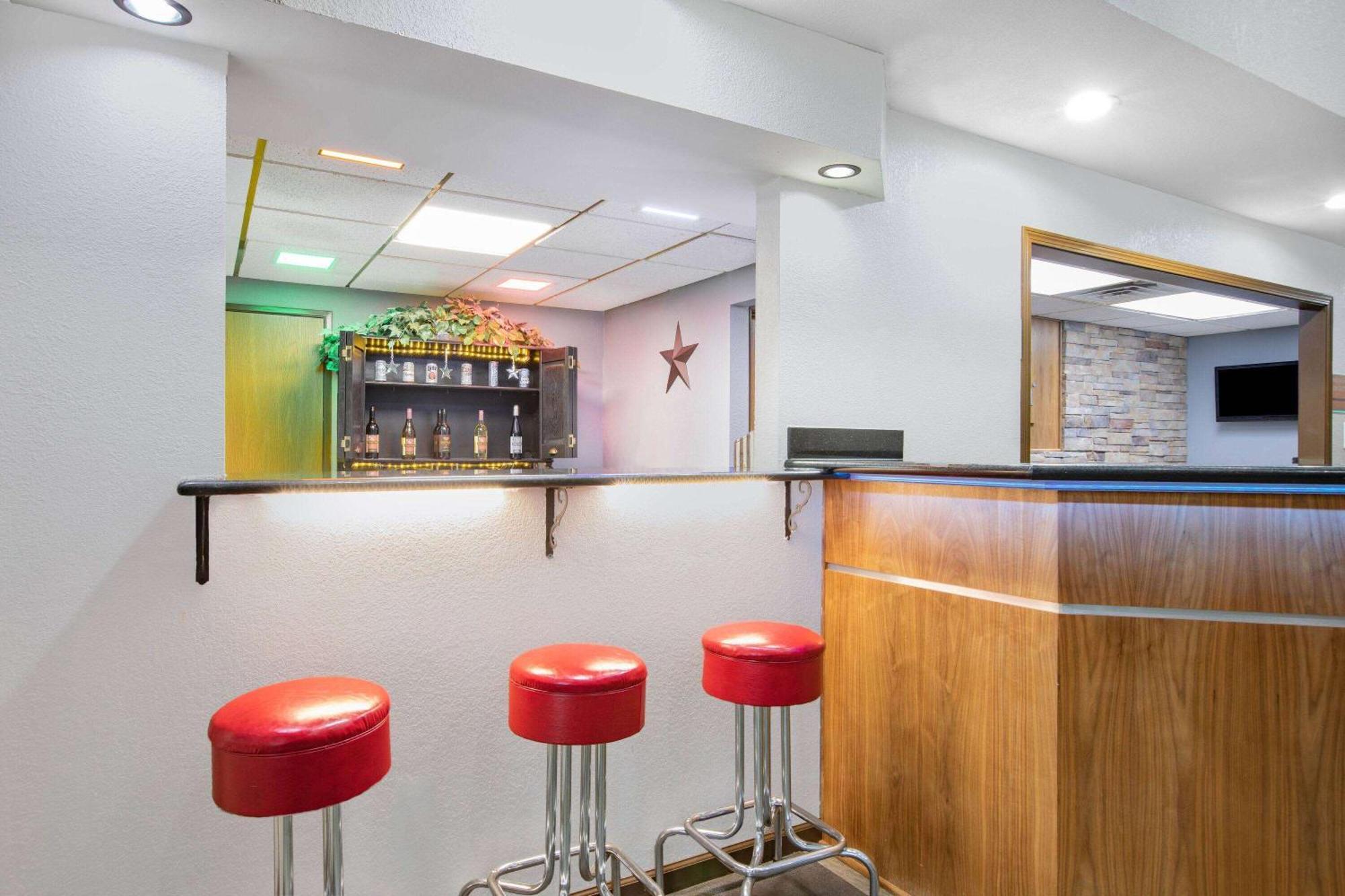 Americinn By Wyndham Pella Luaran gambar